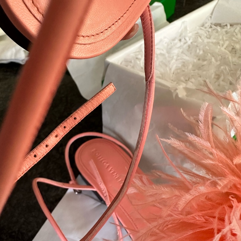 Bottega Veneta feather flat sandals NWB 37.5 salmon pink - Picture 4 of 14